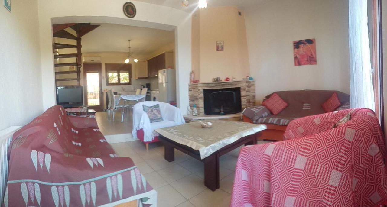 Μεζονετα Apartment Nea Roda Exterior foto