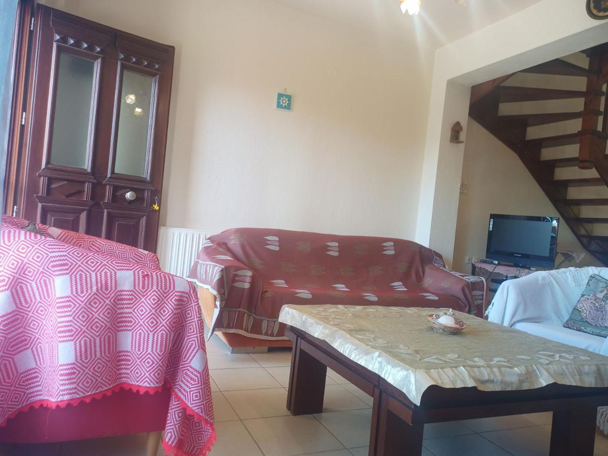 Μεζονετα Apartment Nea Roda Exterior foto