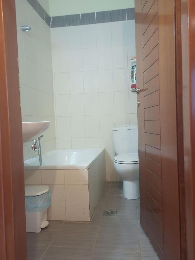 Μεζονετα Apartment Nea Roda Exterior foto